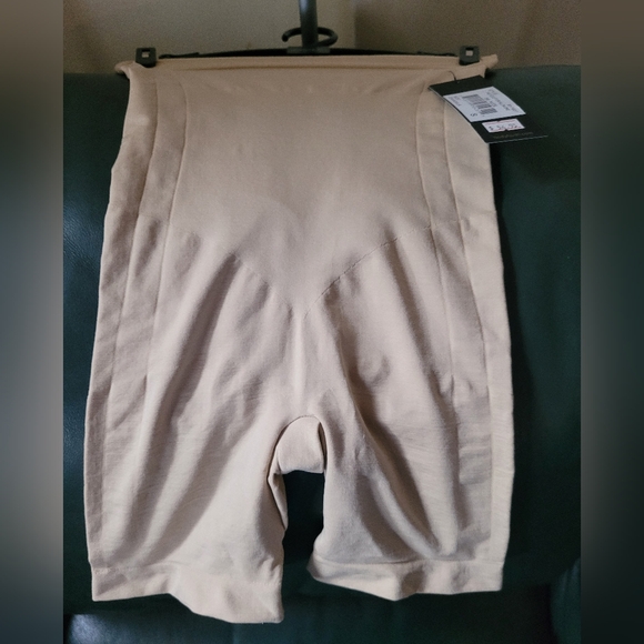 Body Hush shape wear - Picture 2 of 4